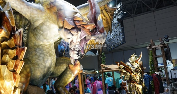 《怪物猎人4g》TGS2014千刃龙狩猎试玩视频【附新3ds评测】 《怪物猎人4g》TGS2014千刃龙狩猎试玩视频【附新3ds评测】