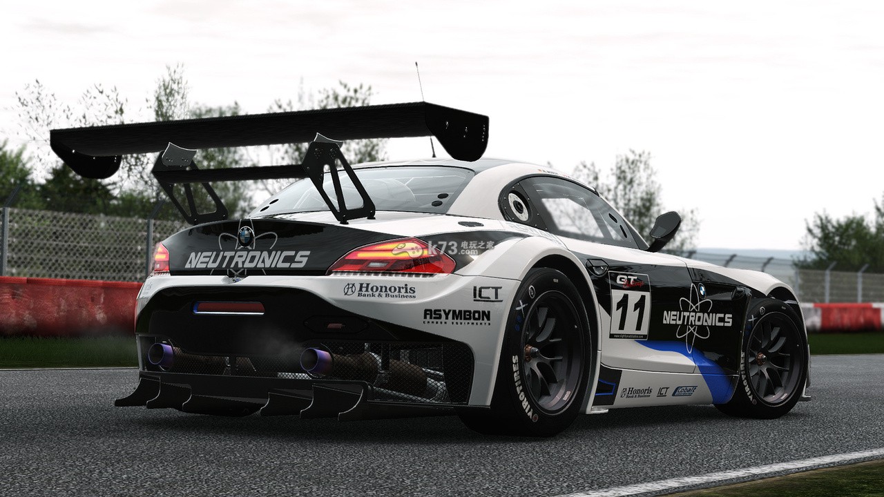 赛车游戏:在自虐中寻找快感的一类游戏 赛车游戏:在自虐中寻找快感的一类游戏